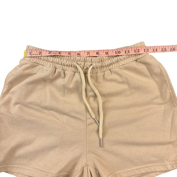 Drawstring 1987 Shorts - Picture 4 of 6